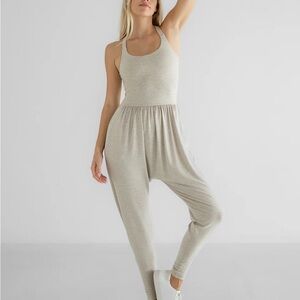 Imbodhi Bodhi Jumper Size Medium